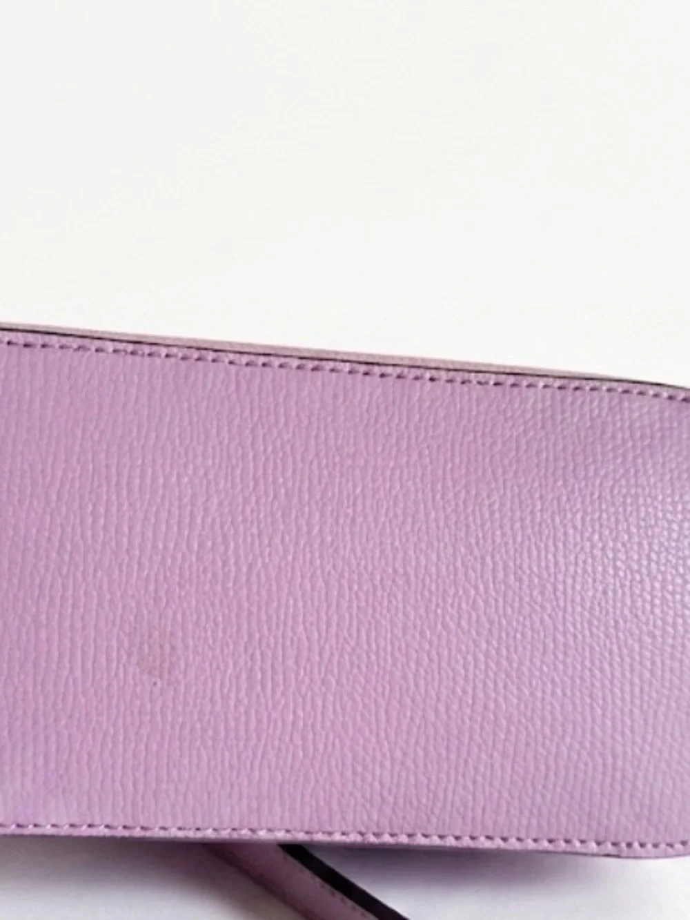 kate spade measures 9“